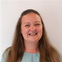 Profile image for Councillor Samantha Deakin